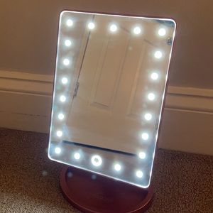 Light Up Mirror Stand